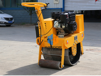 網(wǎng)上購(gòu)買小型壓路機(jī)能找到信得過(guò)廠家嗎？