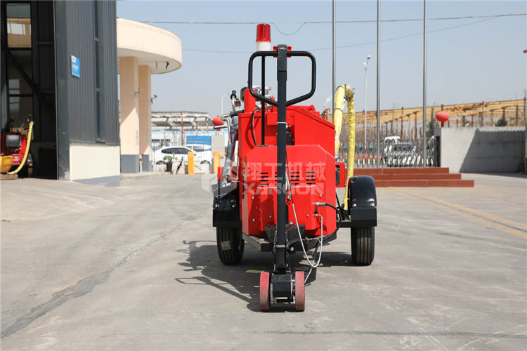 車載式灌縫機與普通灌縫機的不同之處，給你列好了