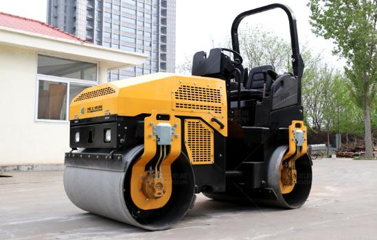 購(gòu)買(mǎi)小型壓路機(jī)，用戶(hù)會(huì)擔(dān)心哪些問(wèn)題，總結(jié)！